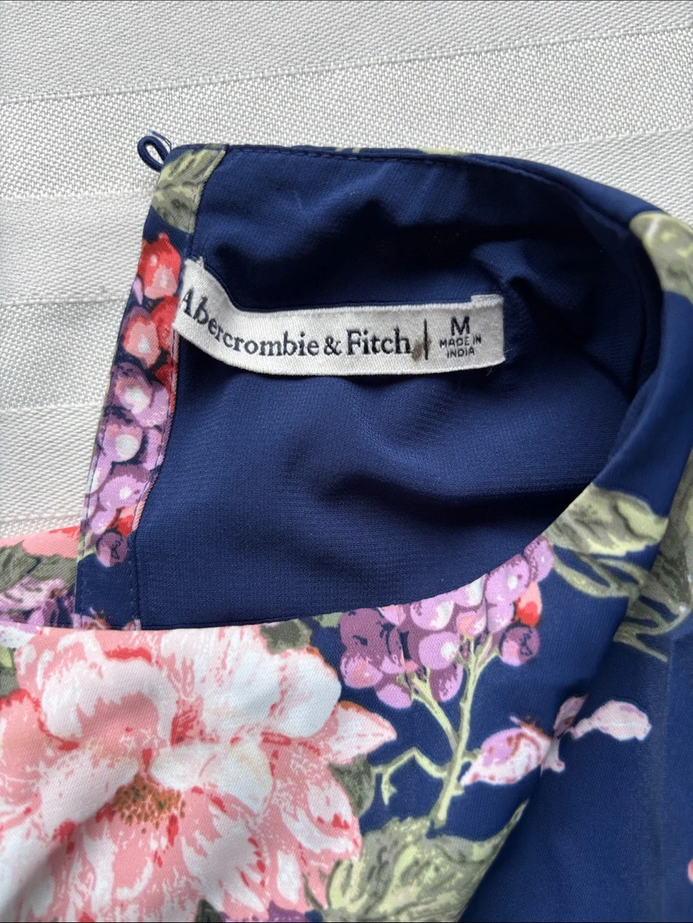 Abercrombie & Fitch Floral Fruits Cutout Maxi Dress Navy Cap Sleeve Size Medium
